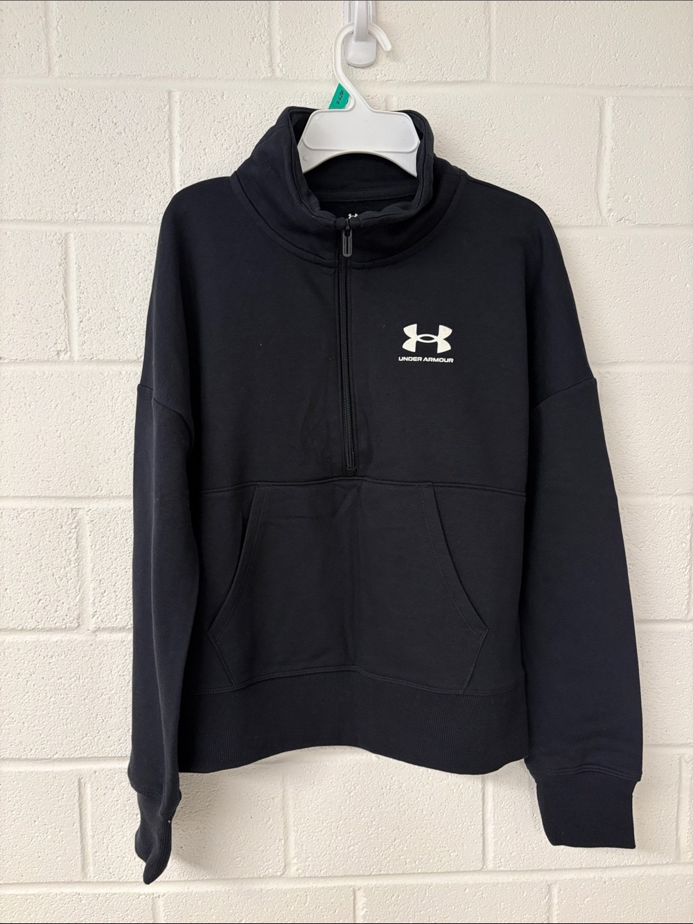 Under Armour Black Half-Zip Pullover Sweatshirt
